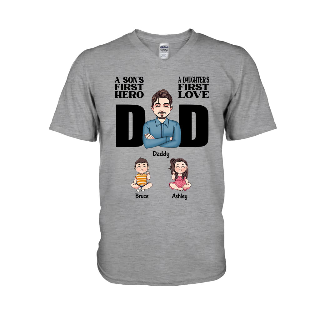 Der erste Held eines Sohnes, die erste Liebe einer Tochter – personalisiertes Vater-T-Shirt und Hoodie