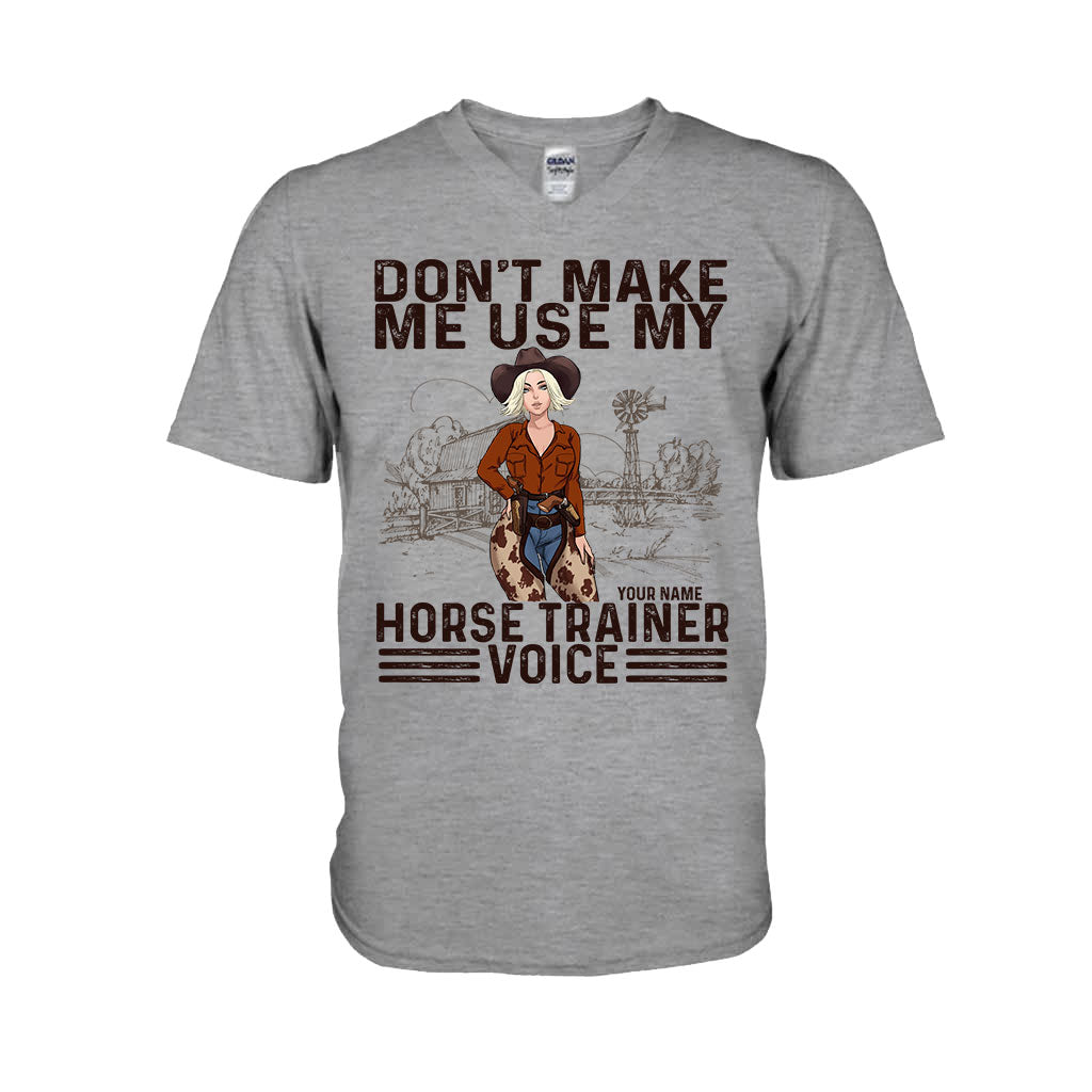 „Zwing mich nicht, meine Pferdetrainerstimme zu benutzen!“ – Personalisiertes Pferde-T-Shirt und Hoodie