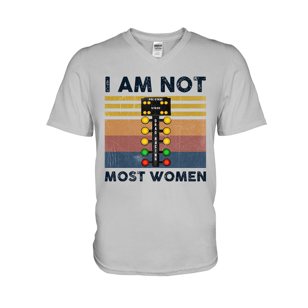 Ich bin nicht wie die meisten Frauen – Renn-T-Shirt und Hoodie 062021