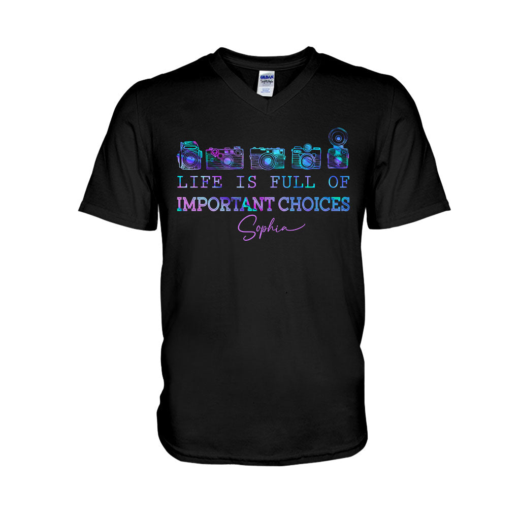 Das Leben ist voller wichtiger Entscheidungen – Personalisiertes Fotografie-T-Shirt und Hoodie