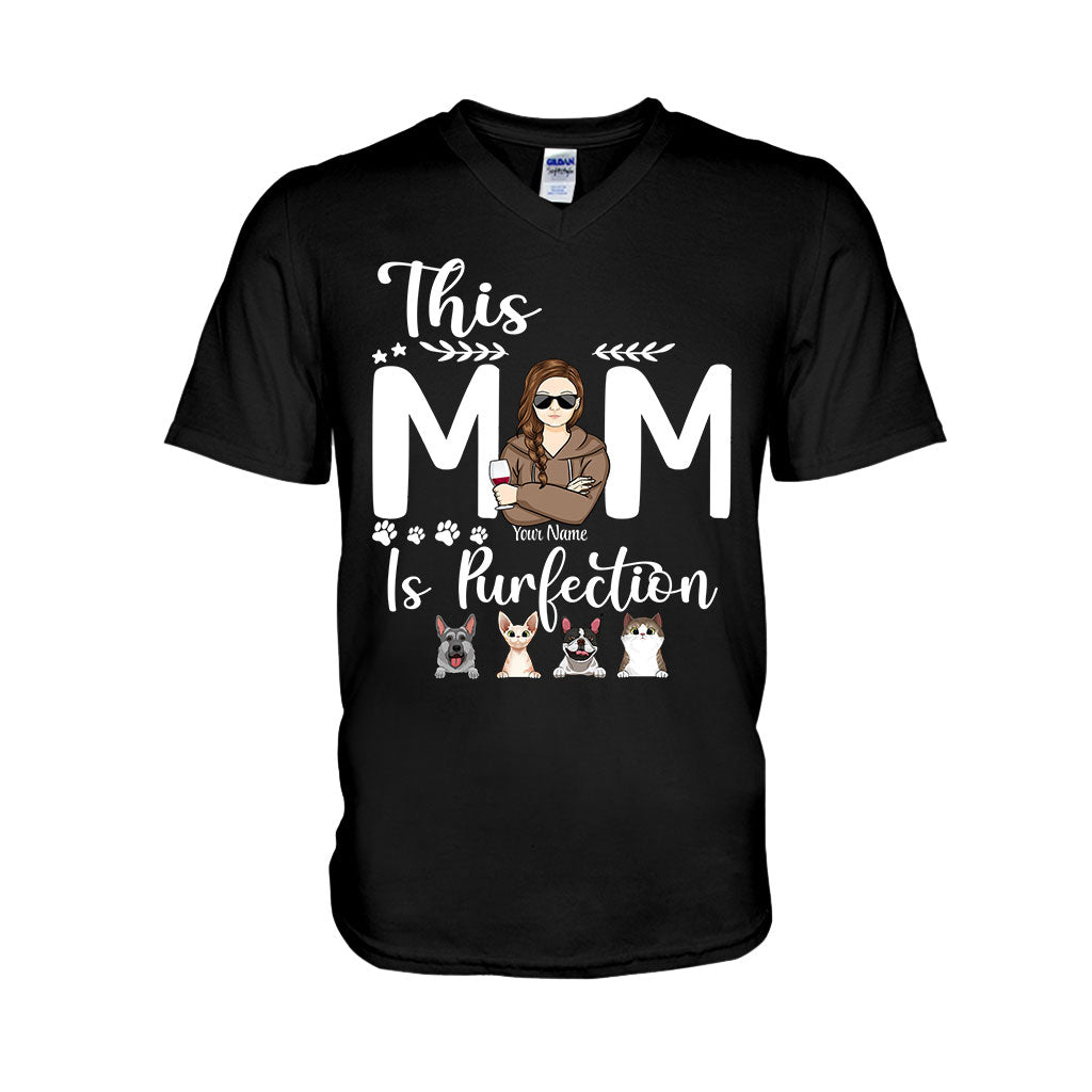 Diese Mama ist die Perfektion – personalisiertes Muttertags-T-Shirt und Hoodie mit Hundemotiv