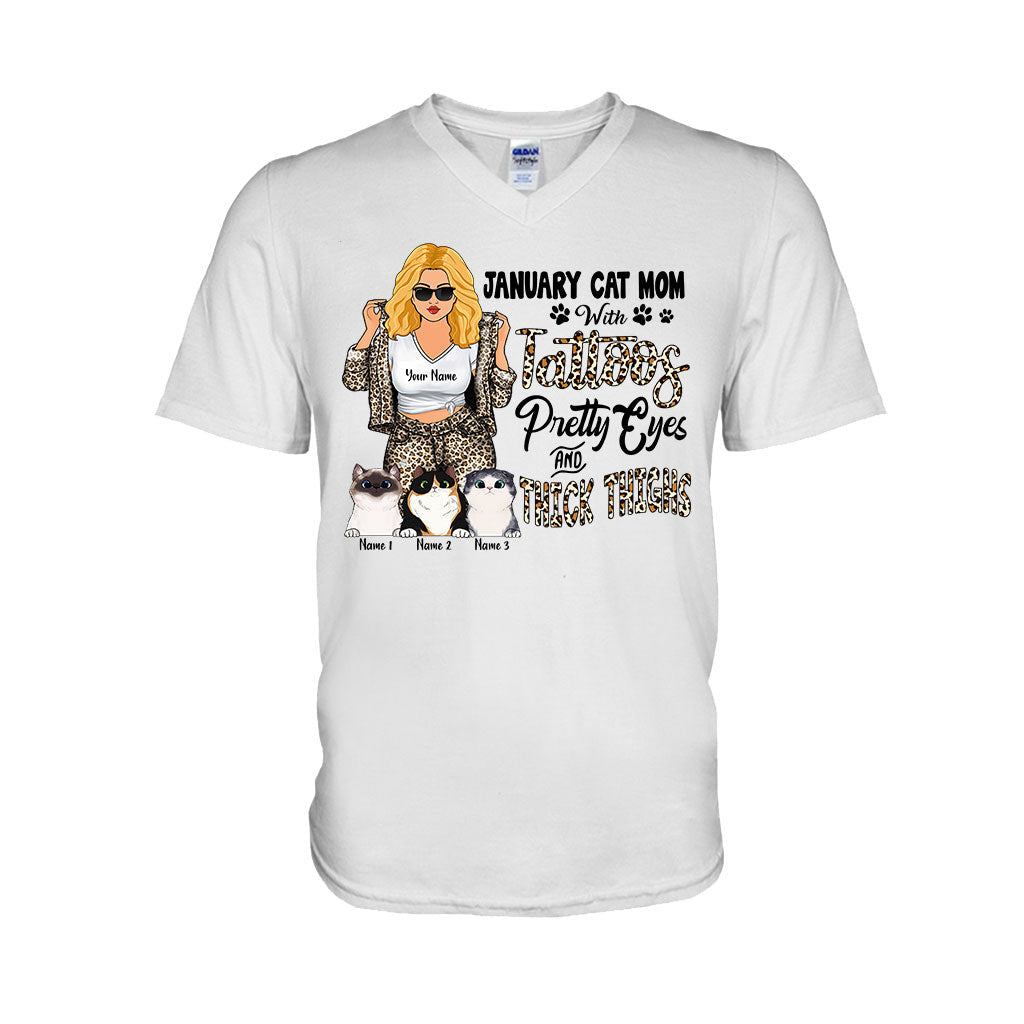 Katzenmama mit Tattoos, hübschen Augen und kräftigen Oberschenkeln – personalisiertes Muttertags-T-Shirt und Hoodie mit Katzenmotiv