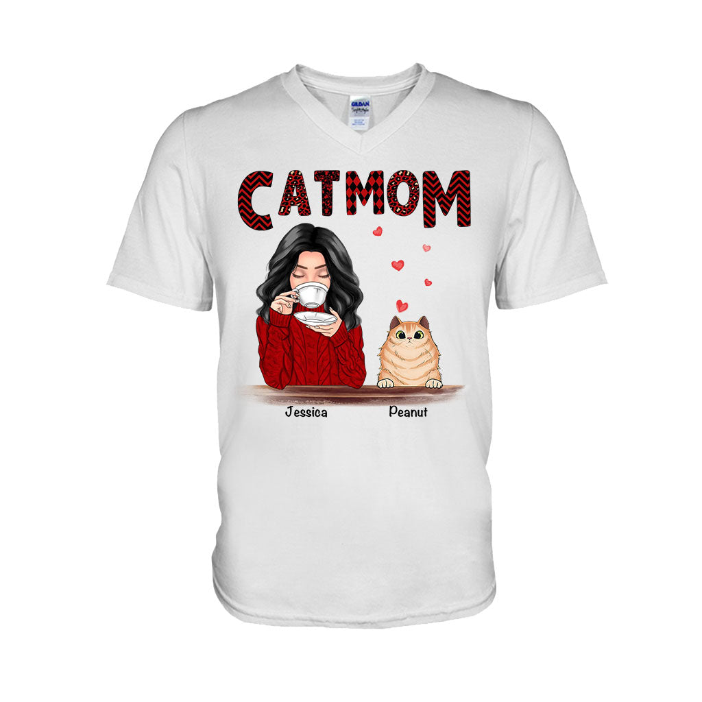 Katzenmama – Personalisiertes Weihnachts-T-Shirt und Hoodie mit Katzenmotiv