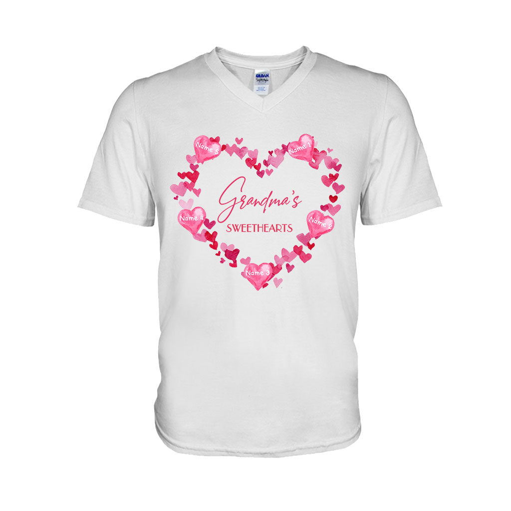 Omas Lieblinge – Personalisiertes Valentinstags-T-Shirt und Hoodie für Oma