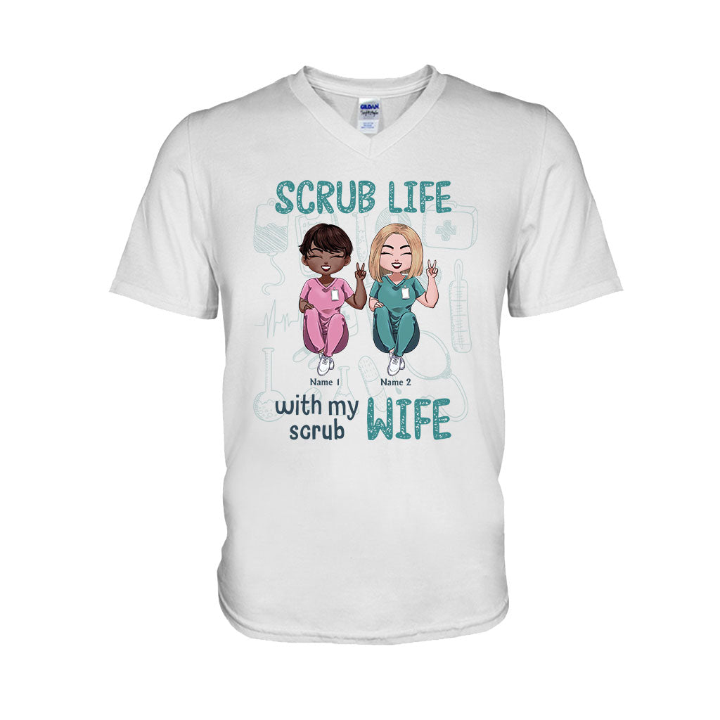 Das Leben mit meiner OP-Frau – personalisiertes T-Shirt und Hoodie für Krankenschwestern