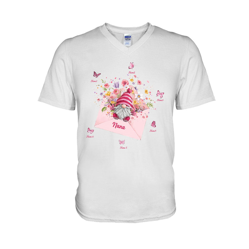 Ich liebe es, Oma zu sein – Personalisiertes Oma-T-Shirt und Hoodie