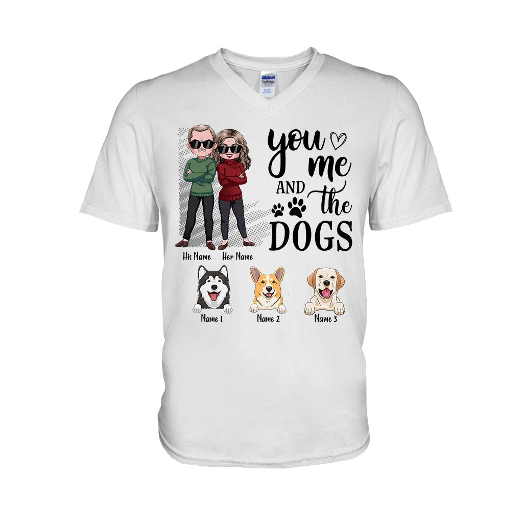 Du, ich und die Hunde – Personalisiertes Partner-T-Shirt und Hoodie