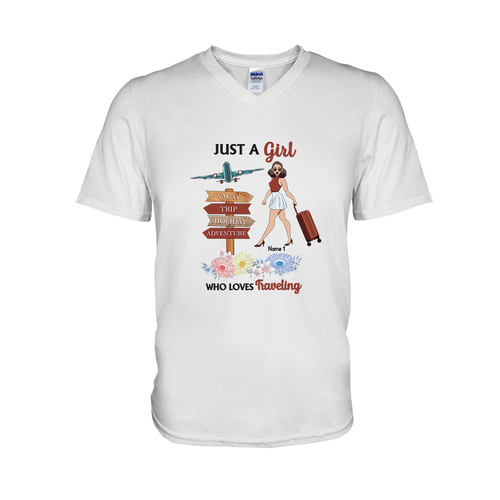 Einfach ein Mädchen, das gerne reist – personalisiertes T-Shirt und Hoodie