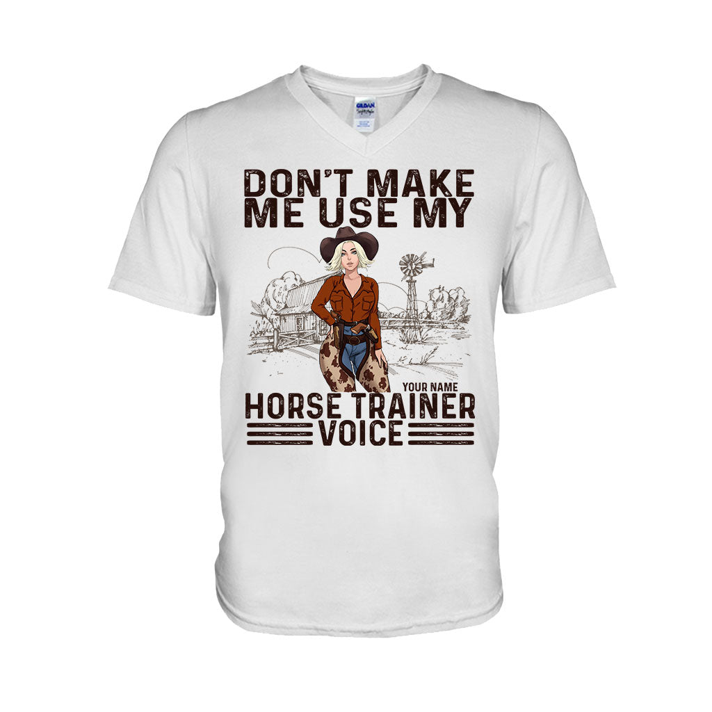 „Zwing mich nicht, meine Pferdetrainerstimme zu benutzen!“ – Personalisiertes Pferde-T-Shirt und Hoodie
