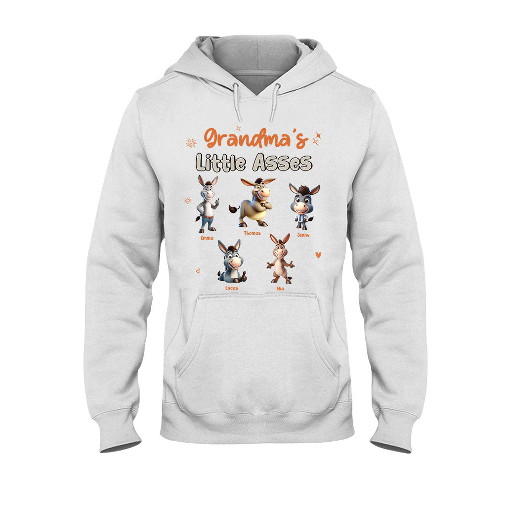Omas Mama – Egal welcher Titel, kleine Süße – Personalisiertes Oma-T-Shirt und Hoodie