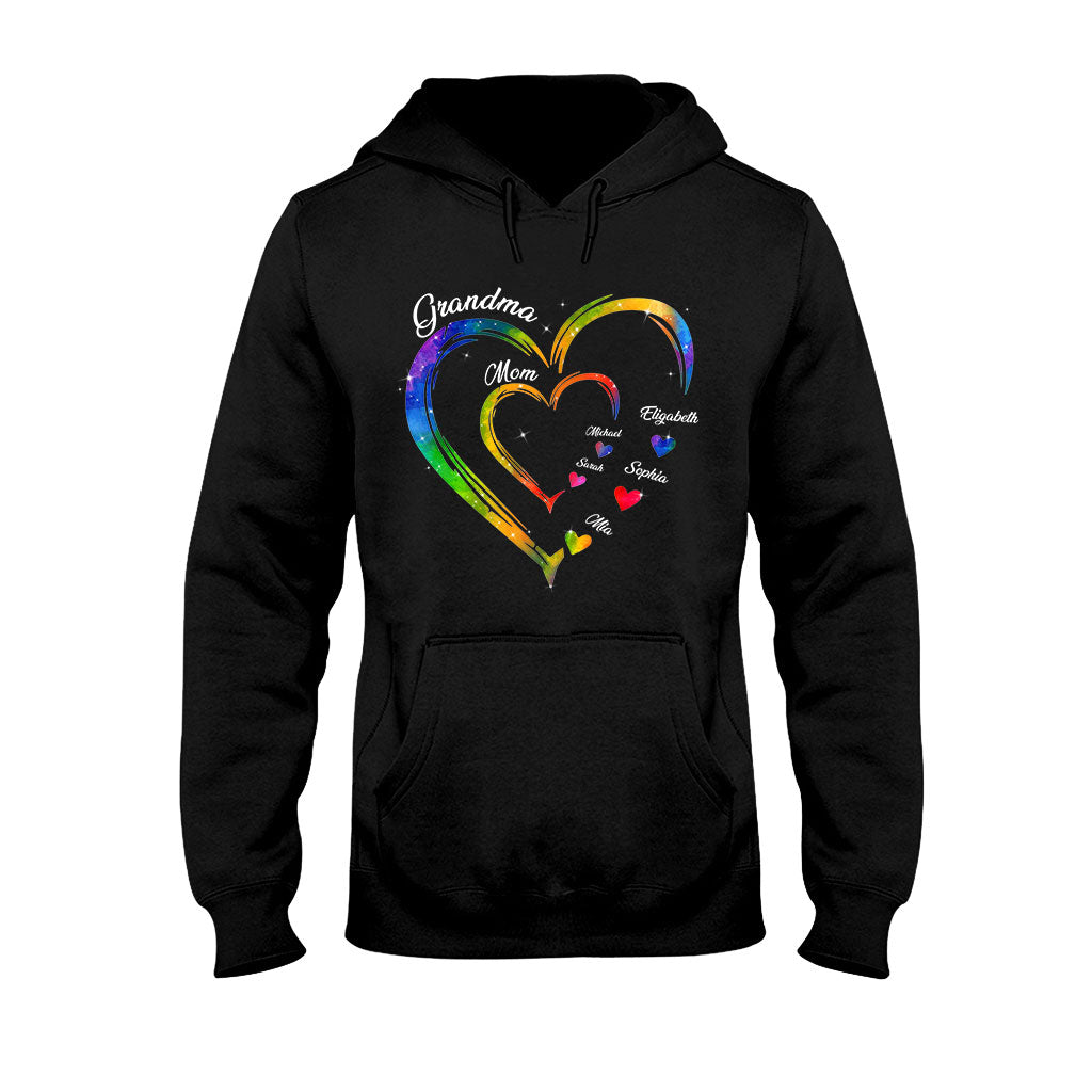 Oma-Herzen – Personalisiertes Oma-T-Shirt und Hoodie