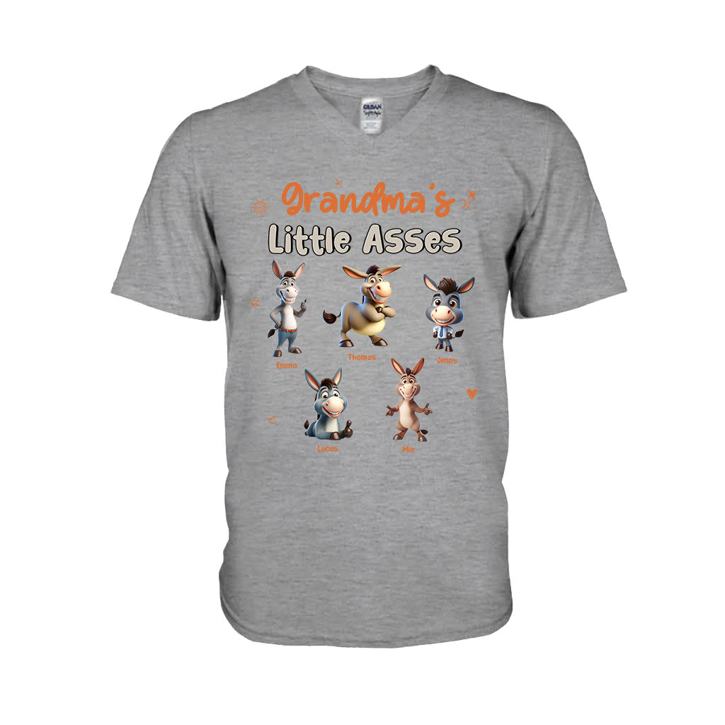 Omas Mama – Egal welcher Titel, kleine Süße – Personalisiertes Oma-T-Shirt und Hoodie
