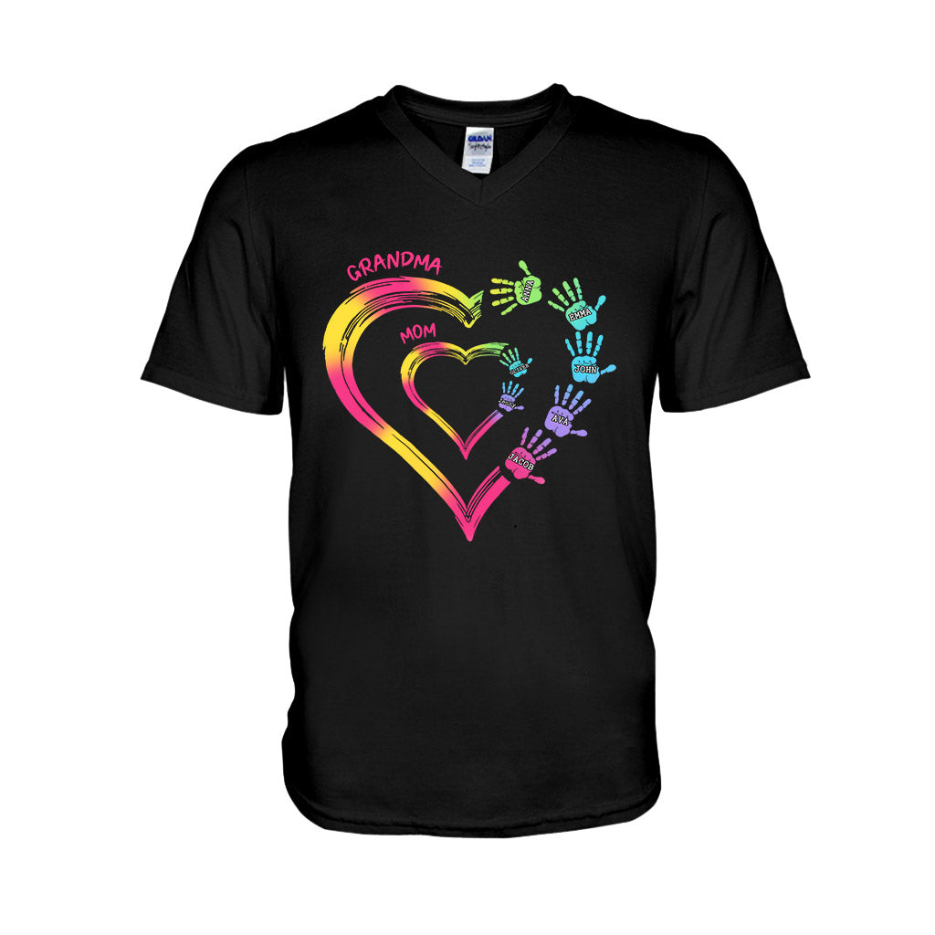 Beliebiger Titel für Mutter und Oma, Doppelherz, bunt - Personalisiertes Oma-T-Shirt und Hoodie