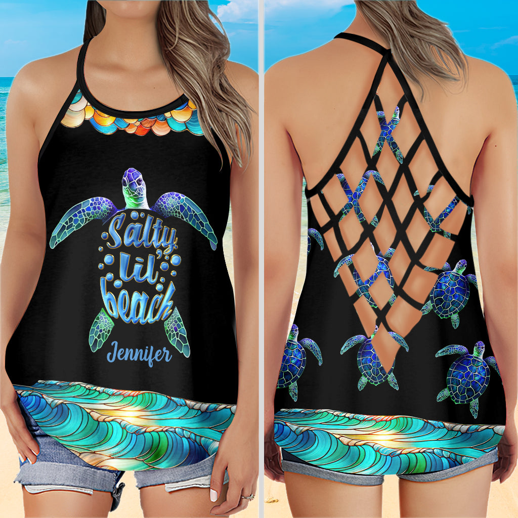 Salty Lil Beach Tanktop mit buntem Buntglas-Muster – personalisierbar mit Schildkrötenkreuz