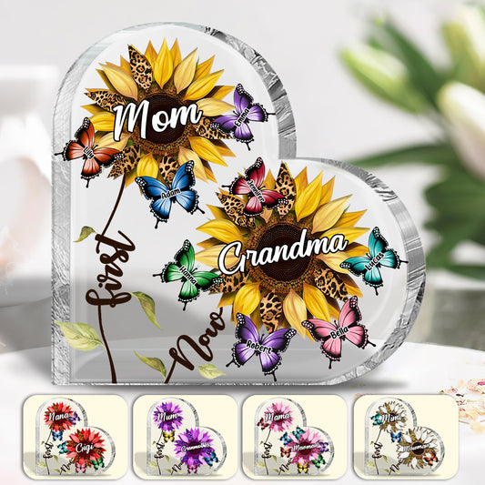 Erst Mama, jetzt Oma – Sonnenblumen-Schmetterling – Personalisierte, individuell geformte Acrylplakette für Oma