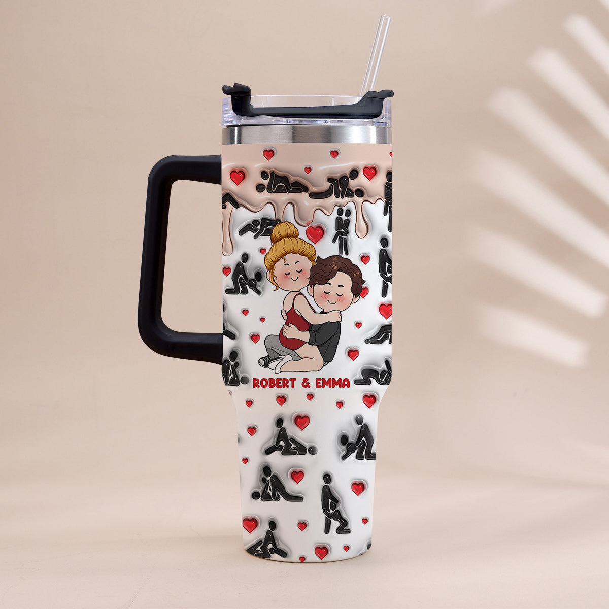 „Meine Lieblingsbeschäftigung ist mit dir“ – personalisierter Paar-Trinkbecher mit Henkel