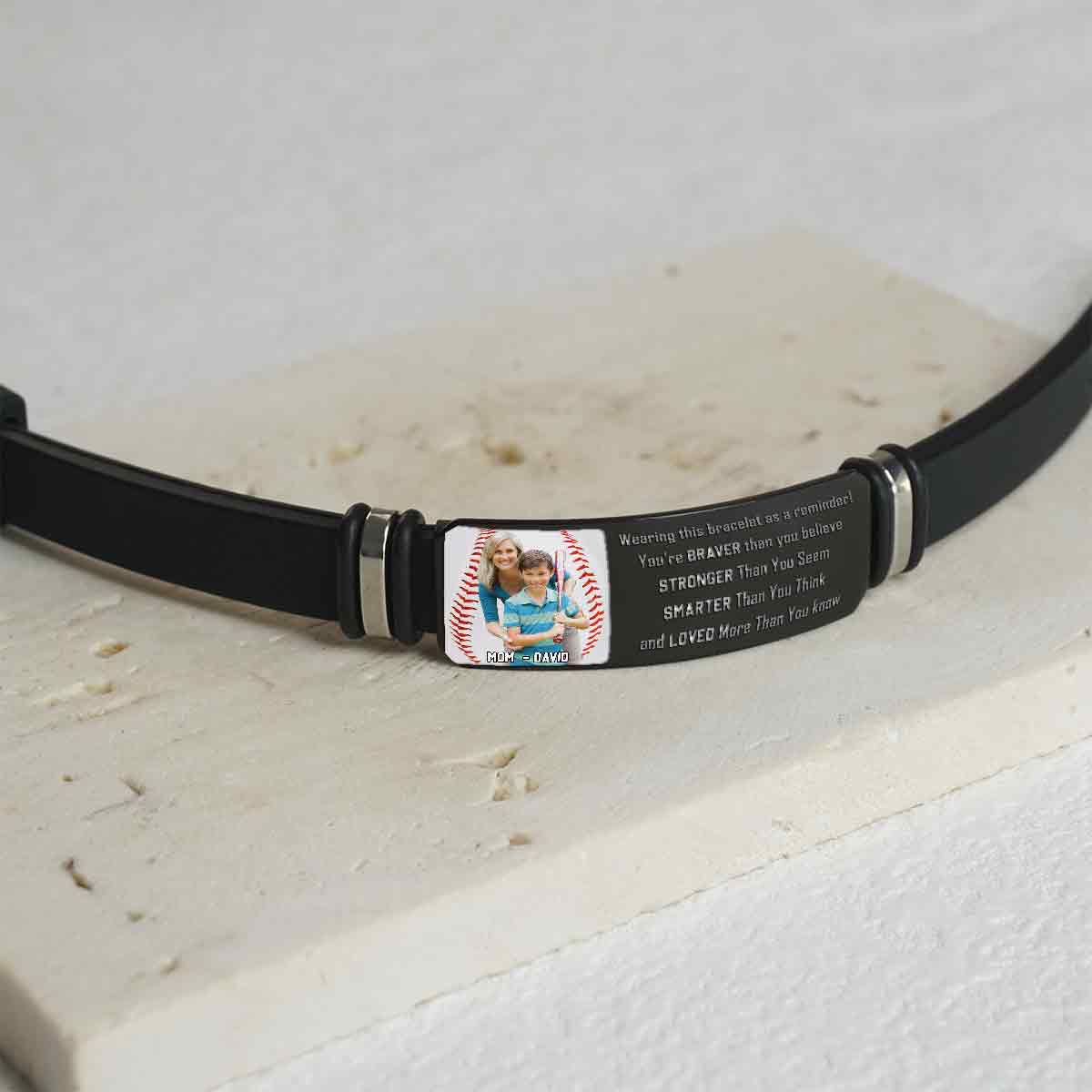 Du bist mutiger, als du glaubst – Personalisiertes Baseball-Armband mit Gravur