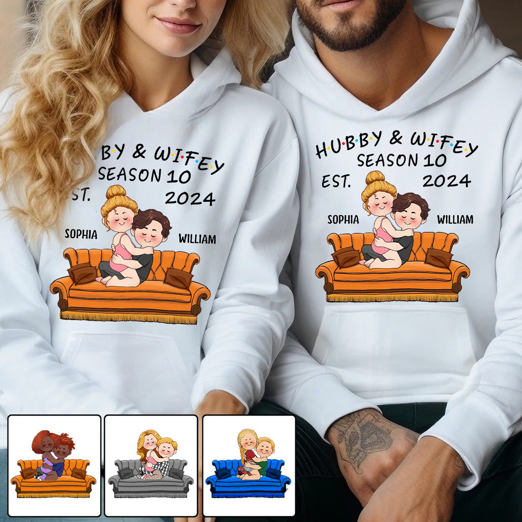Ehemann & Ehefrau – Personalisiertes T-Shirt und Hoodie für Ehepaare