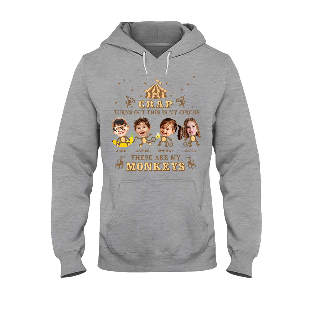 Das ist mein Zirkus, das sind meine Affen – Personalisiertes Mutter-T-Shirt und Hoodie