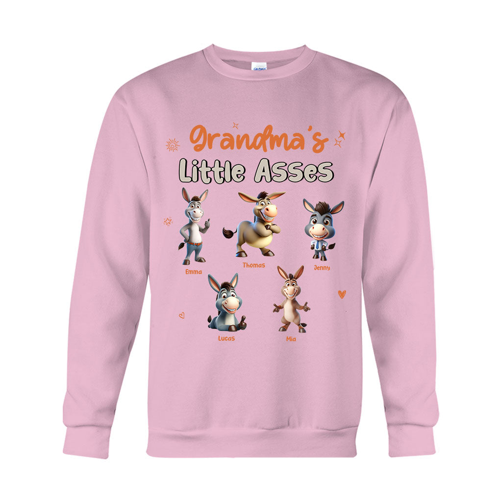 Omas Mama – Egal welcher Titel, kleine Süße – Personalisiertes Oma-T-Shirt und Hoodie