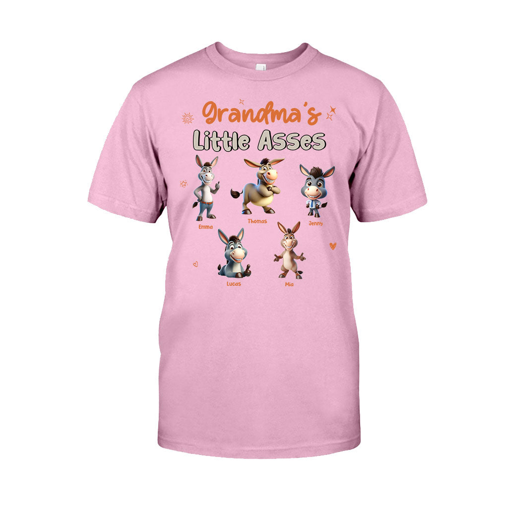 Omas Mama – Egal welcher Titel, kleine Süße – Personalisiertes Oma-T-Shirt und Hoodie