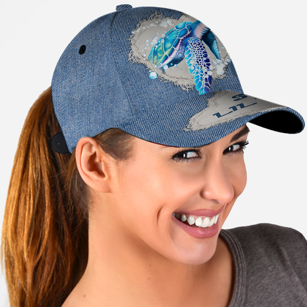 Salty Lil Beach - Personalisierte Turtle Classic Kappe