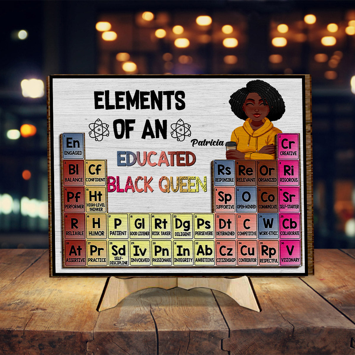 Elemente einer gebildeten schwarzen Königin – Personalisiertes zweilagiges Holzschild/Holzplakette für Afroamerikanerinnen