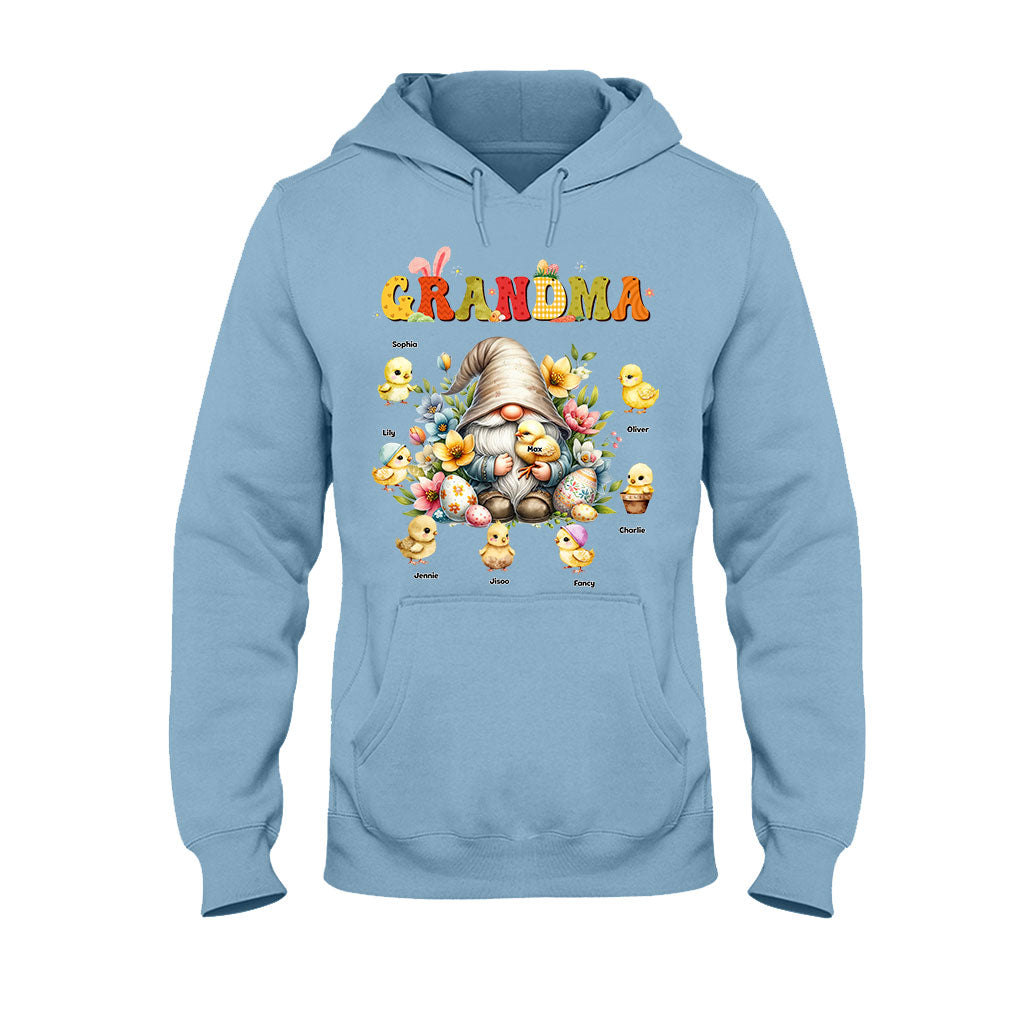 Ostergeschenk für Oma: Wichtel-Motiv – Personalisiertes Oma-T-Shirt und Hoodie