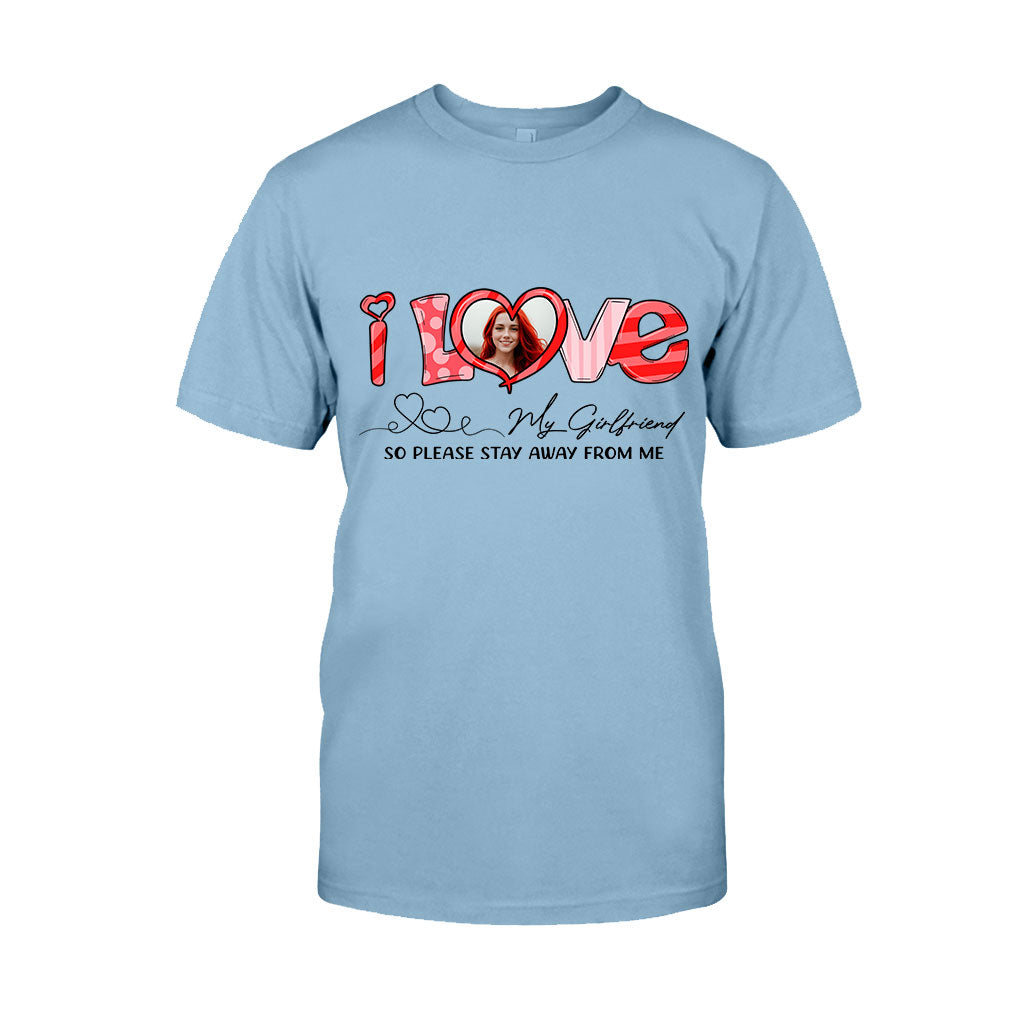 Ich liebe meine Freundin, meinen Freund, meinen Ehemann, meine Ehefrau – Personalisiertes T-Shirt und Hoodie für Paare mit individuellem Foto