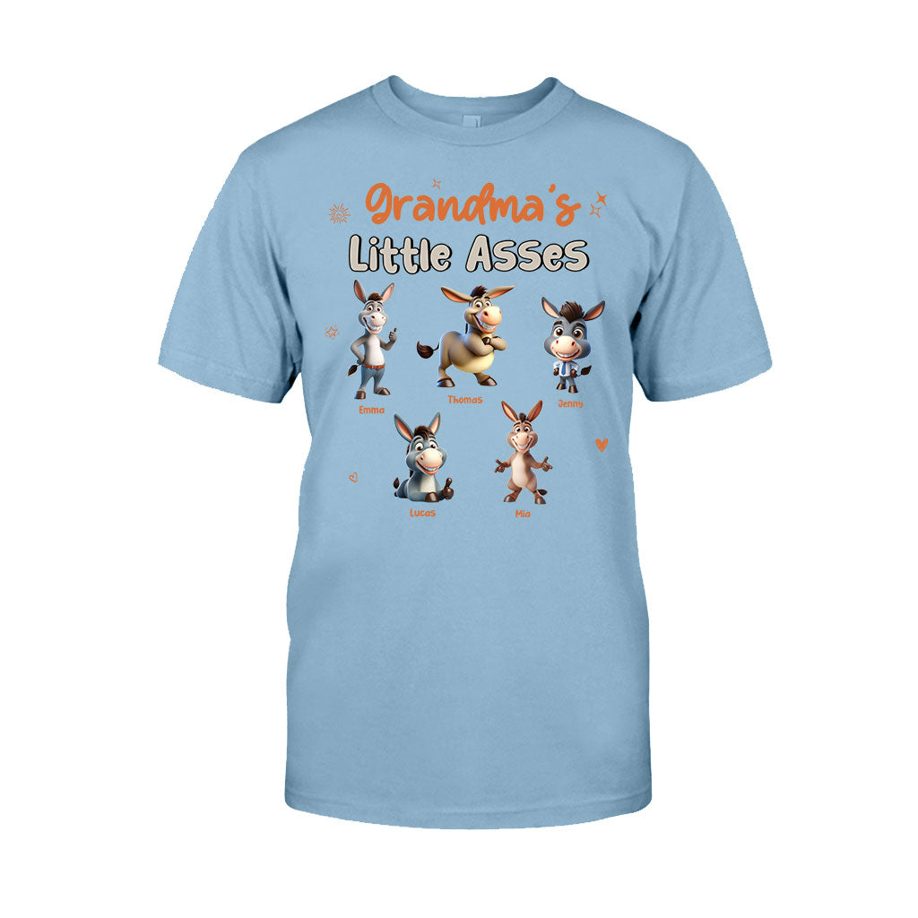 Omas Mama – Egal welcher Titel, kleine Süße – Personalisiertes Oma-T-Shirt und Hoodie