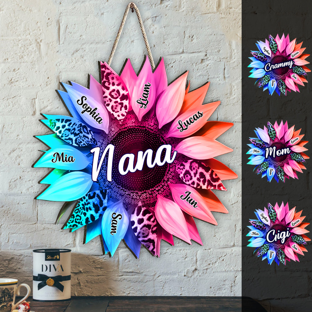 Oma-Sonnenblume – Personalisiertes Oma-Holzschild in individueller Form