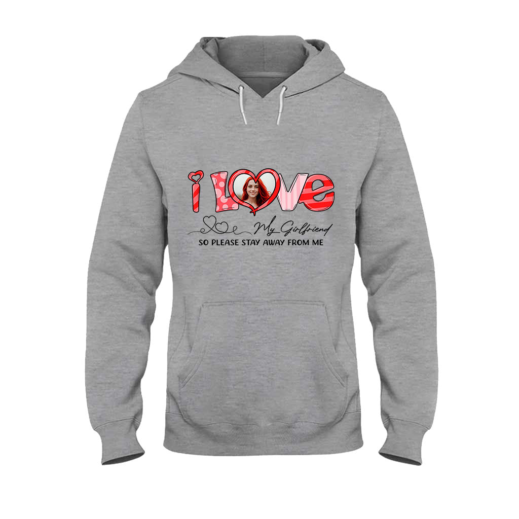 Ich liebe meine Freundin, meinen Freund, meinen Ehemann, meine Ehefrau – Personalisiertes T-Shirt und Hoodie für Paare mit individuellem Foto