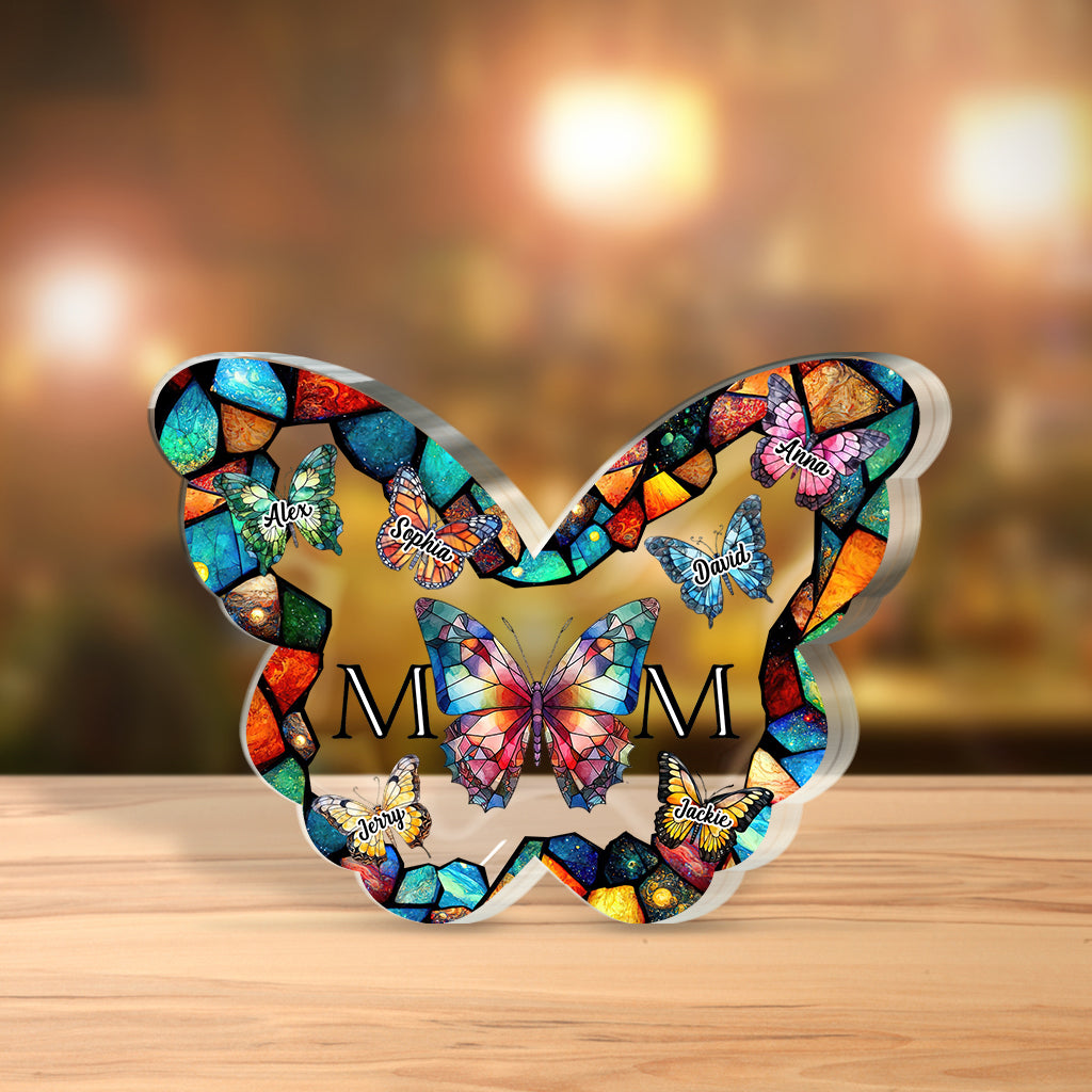 Buntes Schmetterlingsmotiv aus Buntglas für die Mutter – personalisierte Acrylplakette in individueller Form