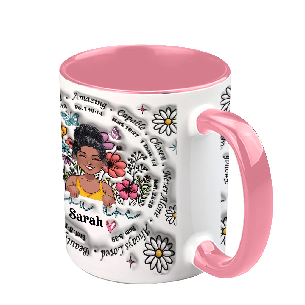 Gott sagt, du bist es – Personalisierte Tasse mit afroamerikanischem Akzent