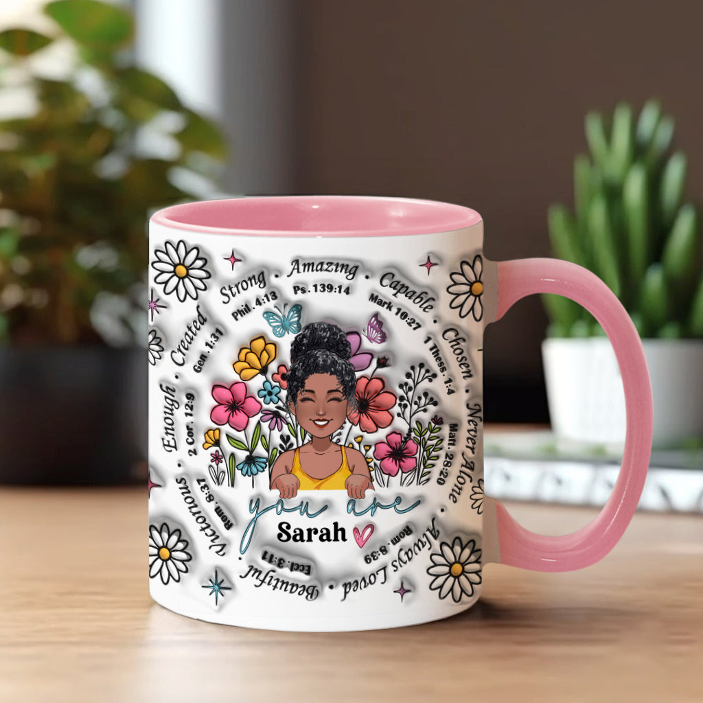Gott sagt, du bist es – Personalisierte Tasse mit afroamerikanischem Akzent