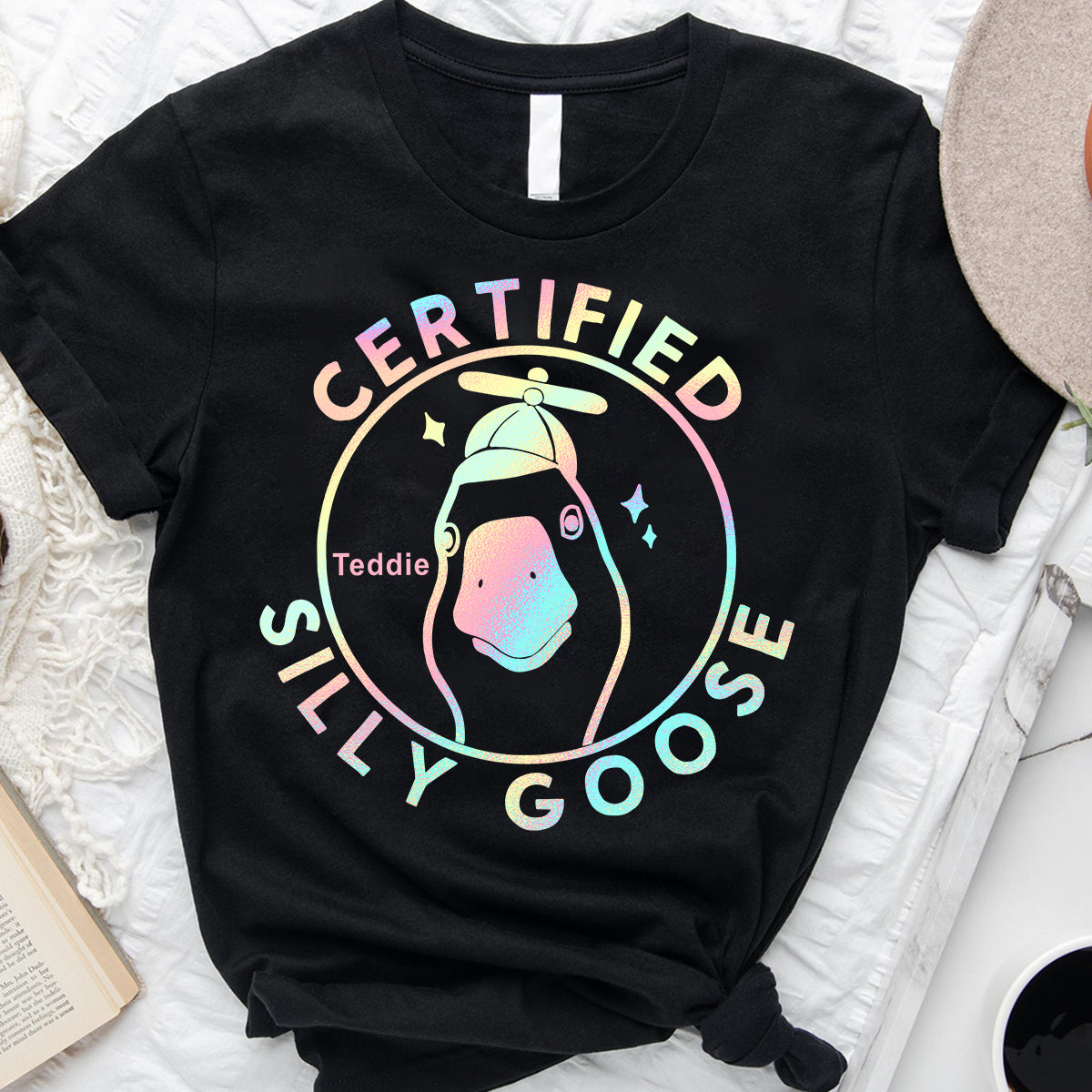 Zertifizierte alberne Gans – Personalisiertes Sarkasmus-T-Shirt und Hoodie