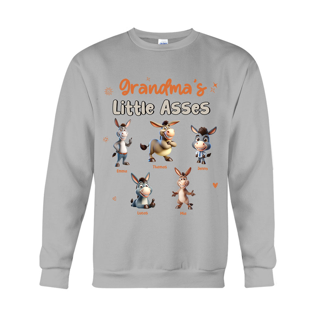 Omas Mama – Egal welcher Titel, kleine Süße – Personalisiertes Oma-T-Shirt und Hoodie