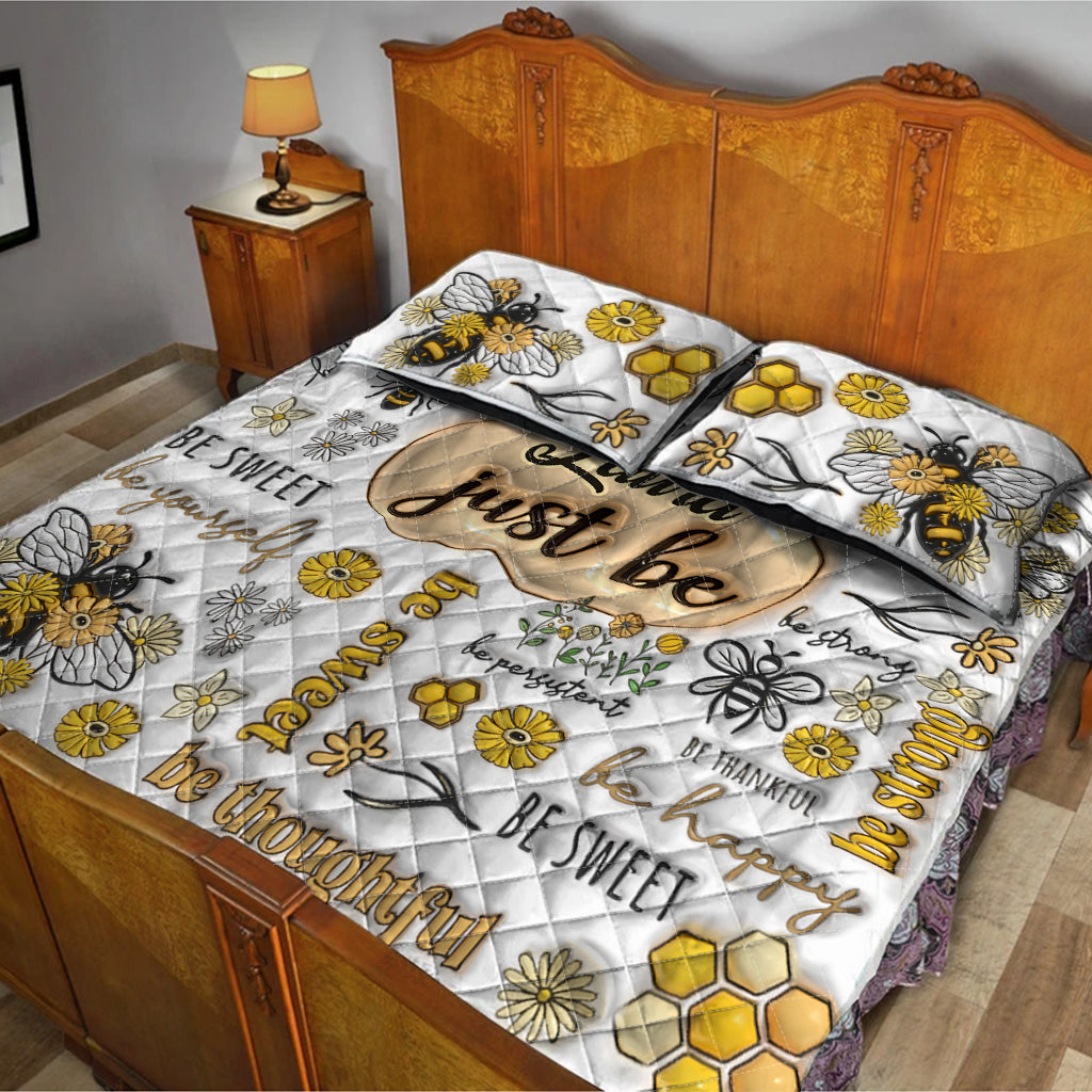 Just Bee Happy - Personalized Quilt Set