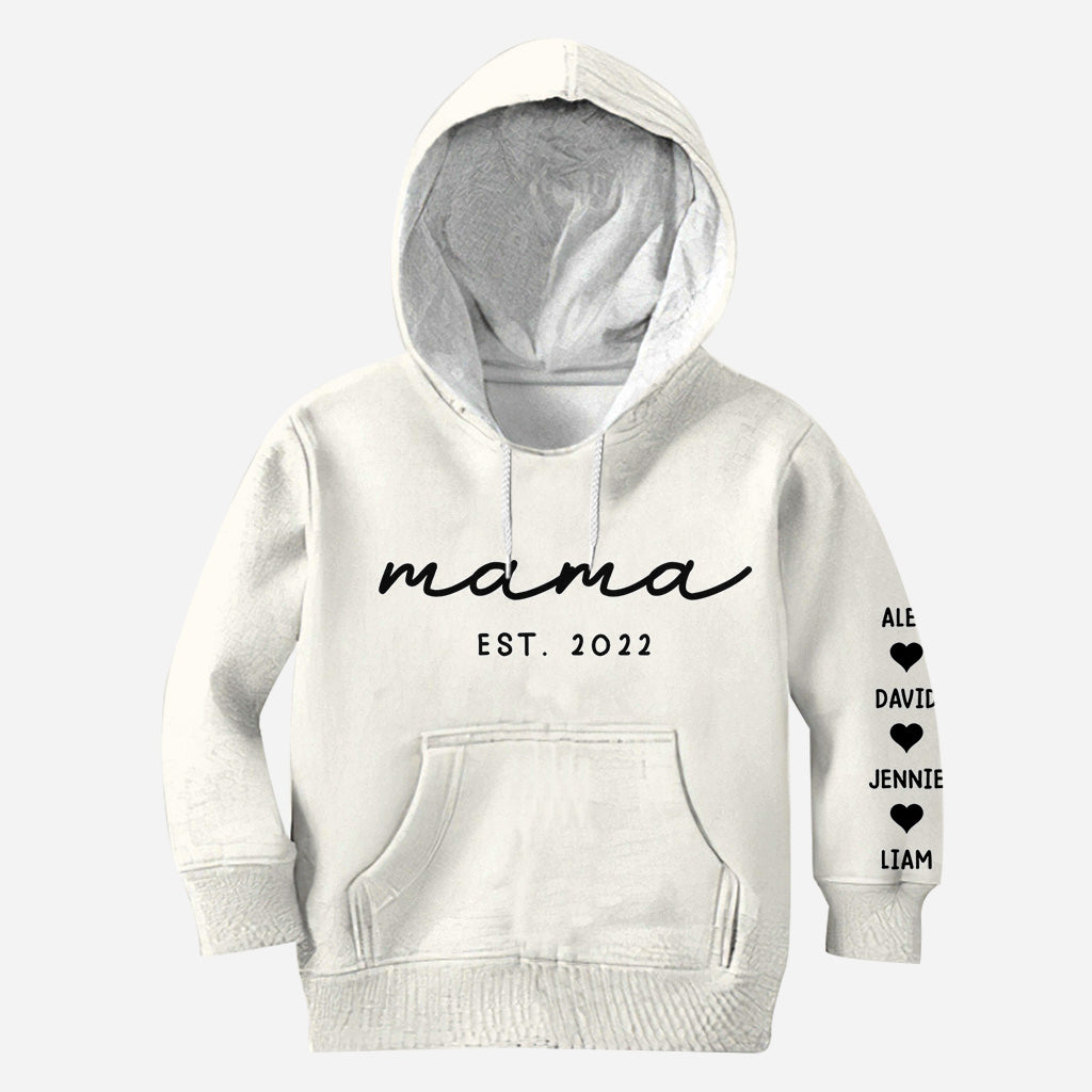 Mama Est. Kids Kindernamen auf den Ärmeln - Personalisiertes Mutter-Shirt mit Rundumdruck