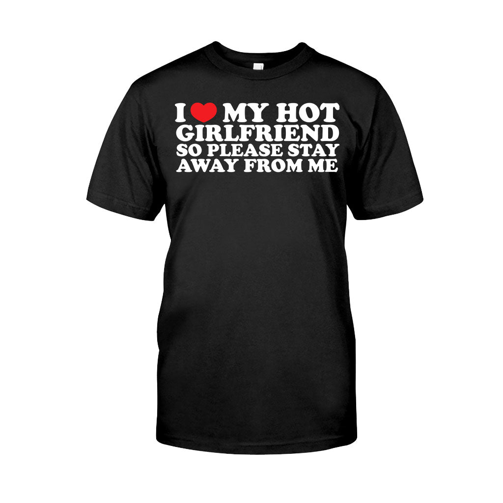 Ich liebe meine Freundin – Personalisiertes Partner-T-Shirt und Hoodie