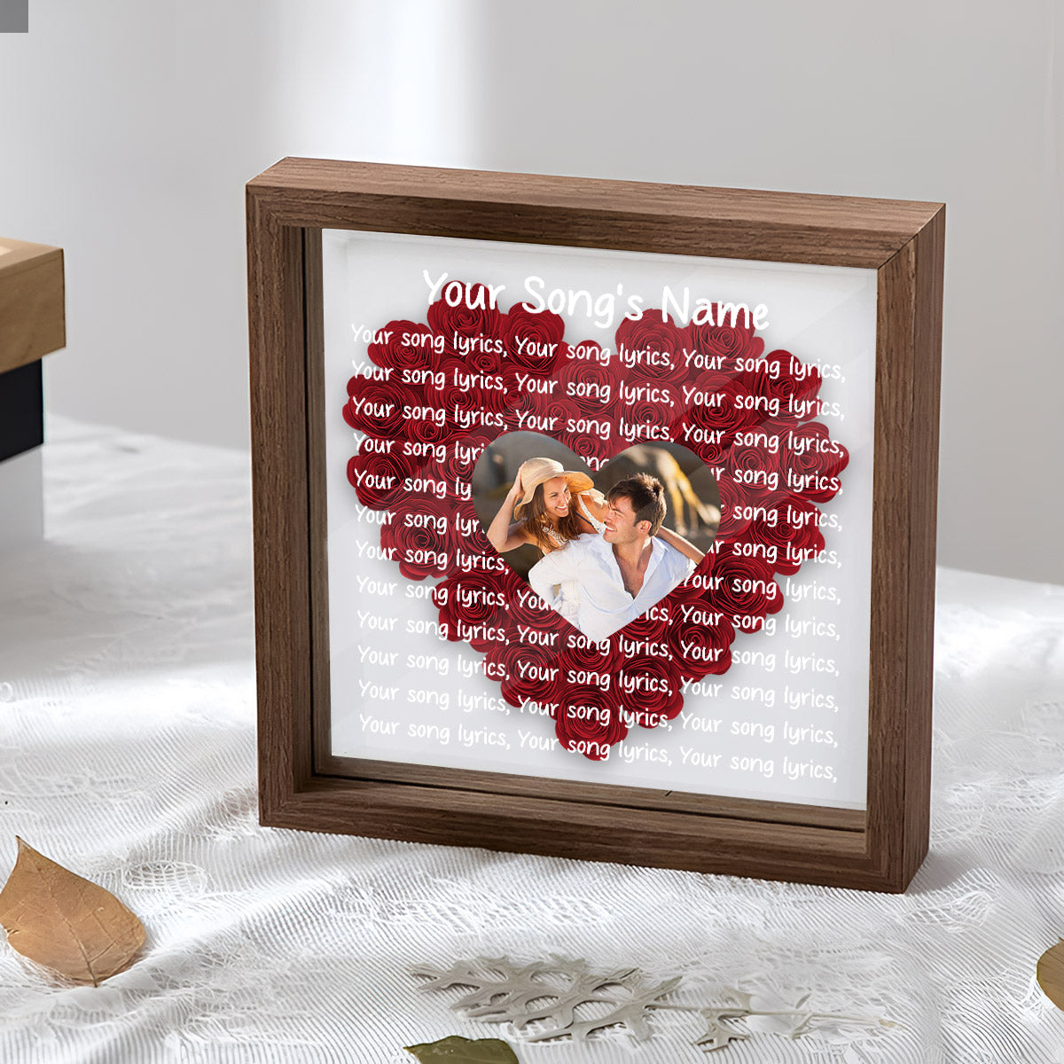 Individuelle Songtexte und Fotos – Personalisierte Blumen-Schattenbox für Paare