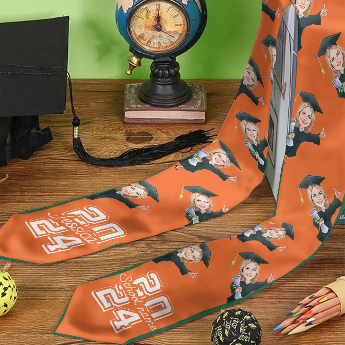 Lustige Karikaturfigur – Personalisierte Abschlussstola