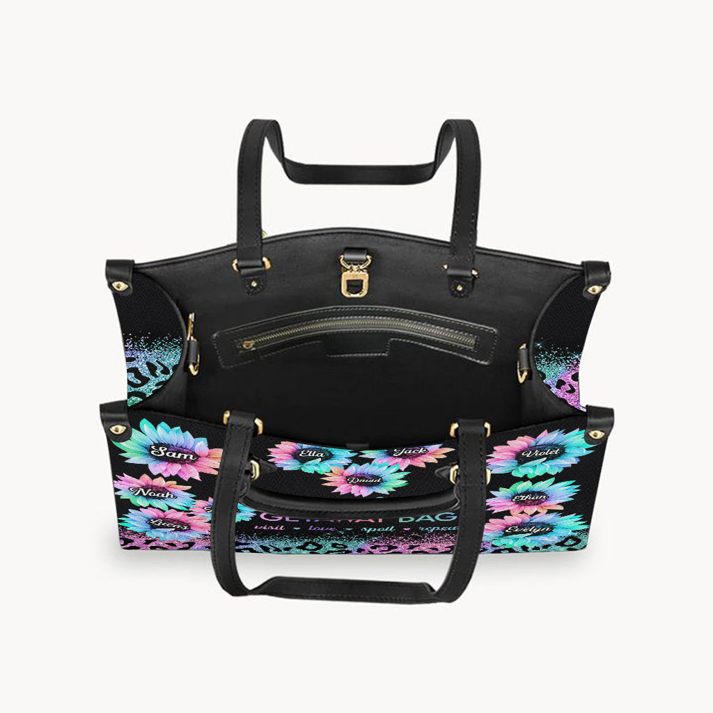 Omas Auszeit-Tasche – Personalisierte Oma-Lederhandtasche