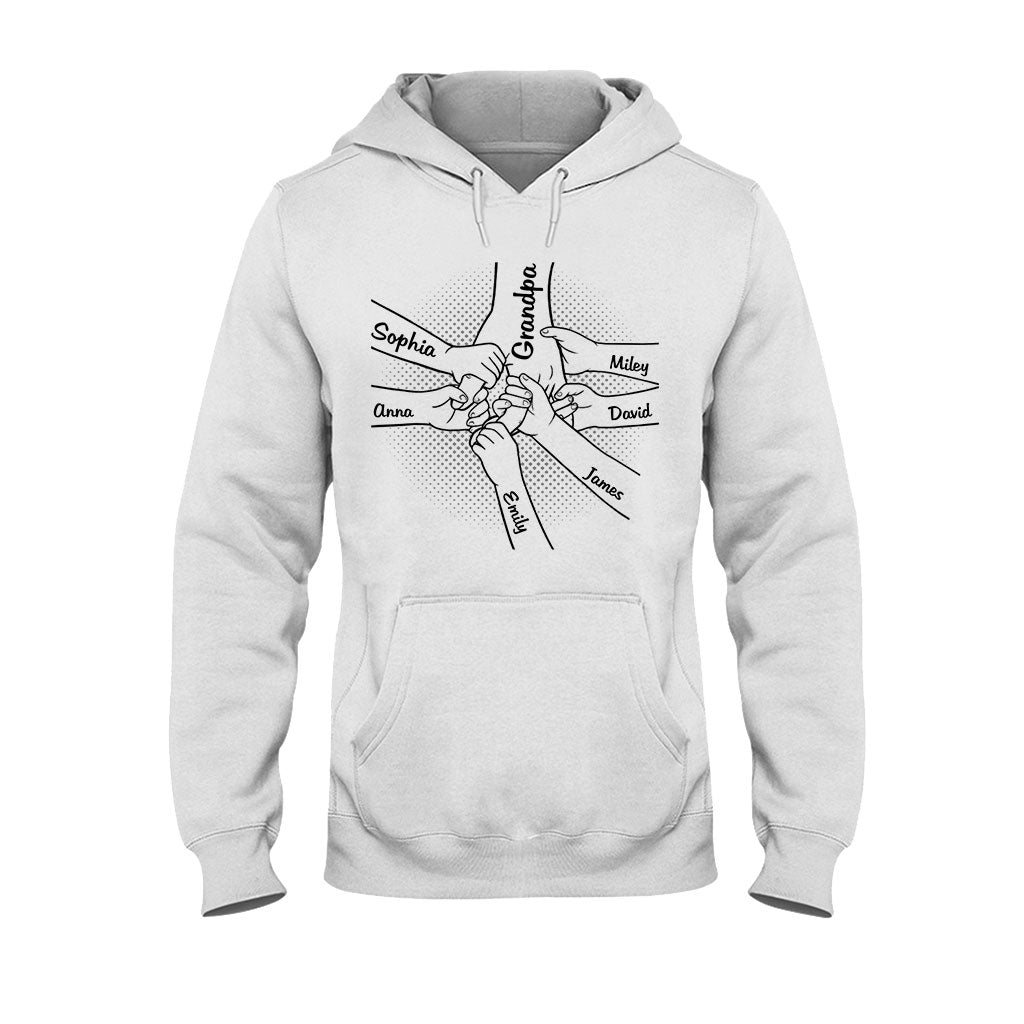 Hand in Hand – Personalisiertes Opa-T-Shirt und Hoodie