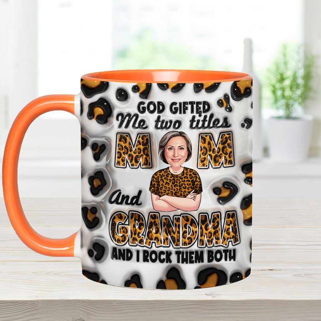 Gott schenkte mir zwei Titel – Personalisierte Tasse mit Oma-Akzent