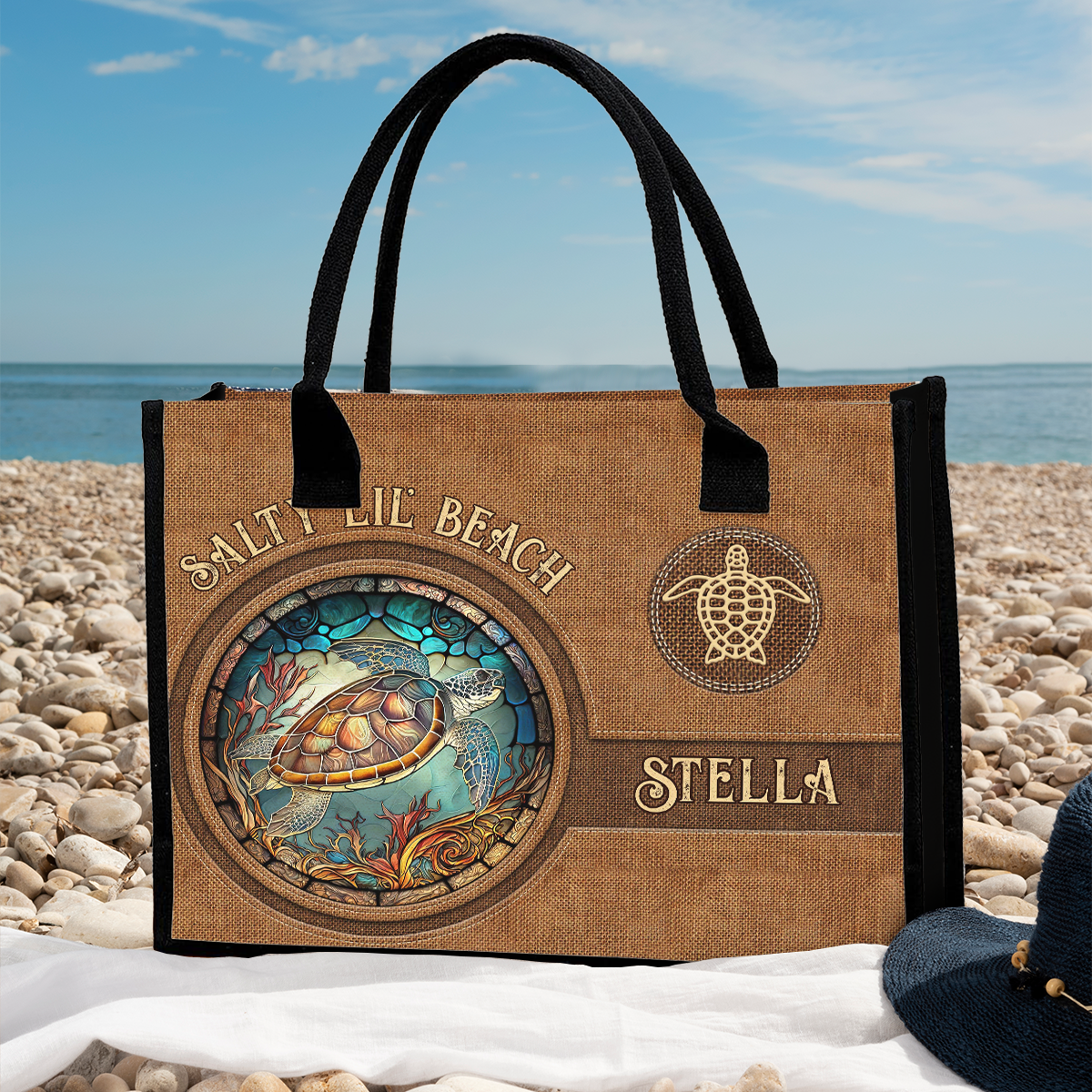 Salty Lil Beach – Personalisierte Tragetasche aus Canvas mit Schildkrötenmotiv