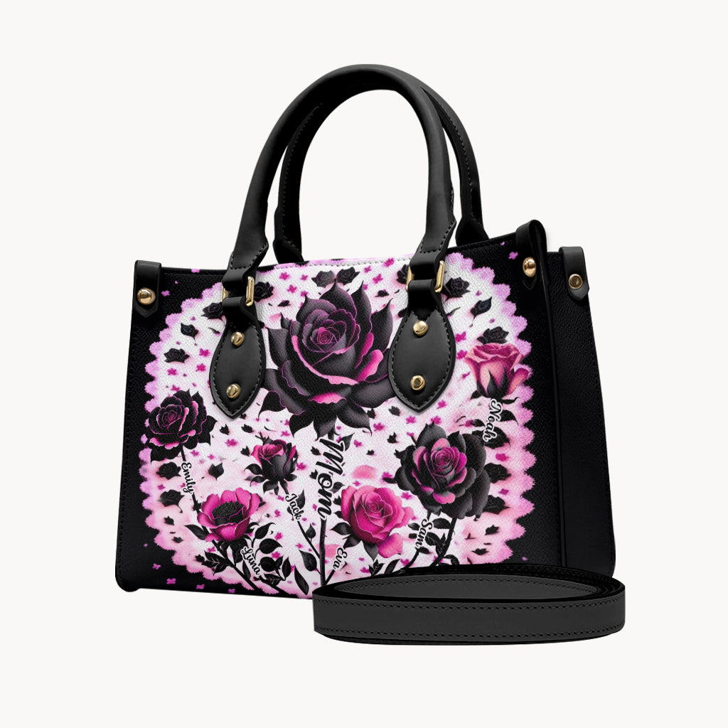 Mutter, Oma und Kinder, Schwarze und rosa Rosen – Personalisierte Mutter-Lederhandtasche