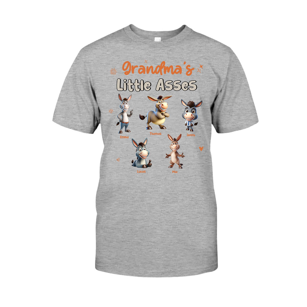 Omas Mama – Egal welcher Titel, kleine Süße – Personalisiertes Oma-T-Shirt und Hoodie
