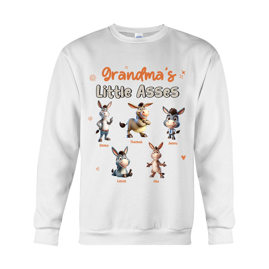 Omas Mama – Egal welcher Titel, kleine Süße – Personalisiertes Oma-T-Shirt und Hoodie