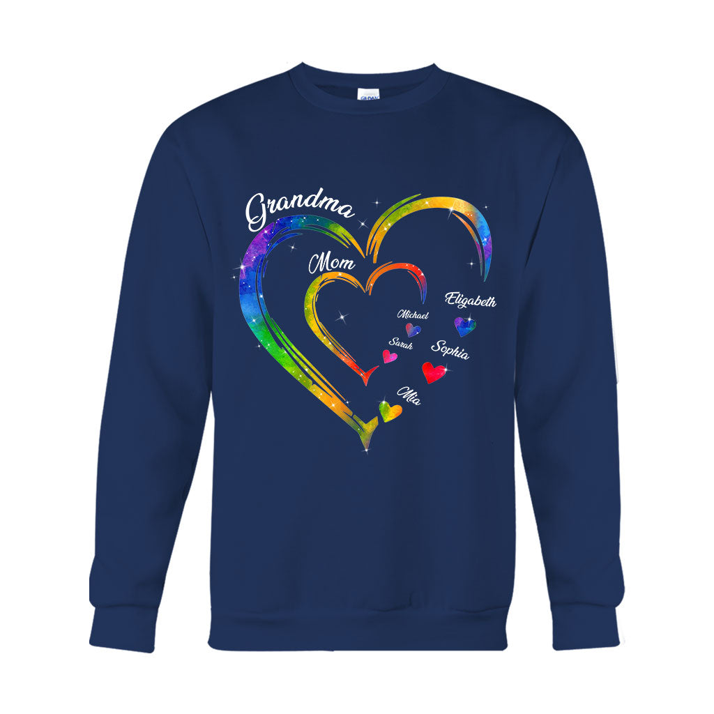 Oma-Herzen – Personalisiertes Oma-T-Shirt und Hoodie